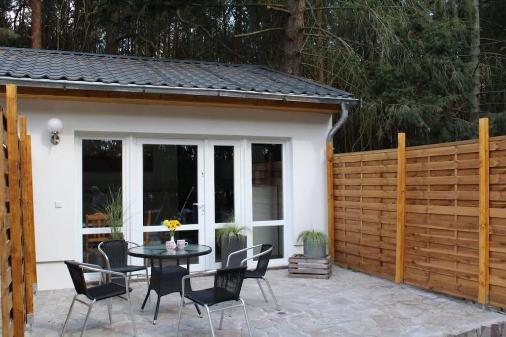 Haus Wilma Gruene Idylle Im Wald Direkt Am See Wendisch Rietz Exteriör bild